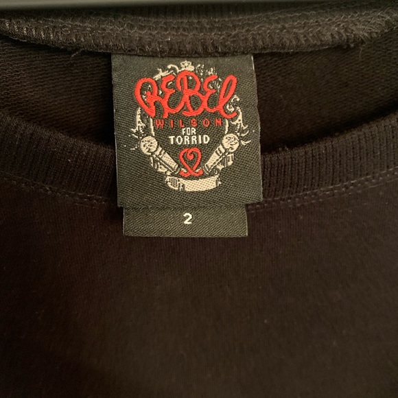 Torrid Sweater- Rebel Wilson for Torrid sz 2 - Picture 4 of 5